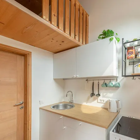 Iq Wood Διαμέρισμα